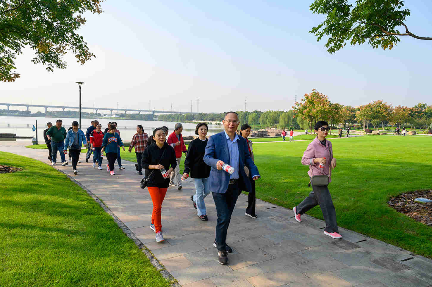 1635748338635599.jpg 1635748338635599.jpg