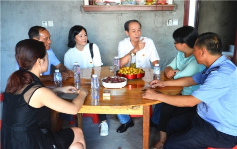 點(diǎn)亮希望之燈！--幫困助學(xué)持續(xù)報(bào)道